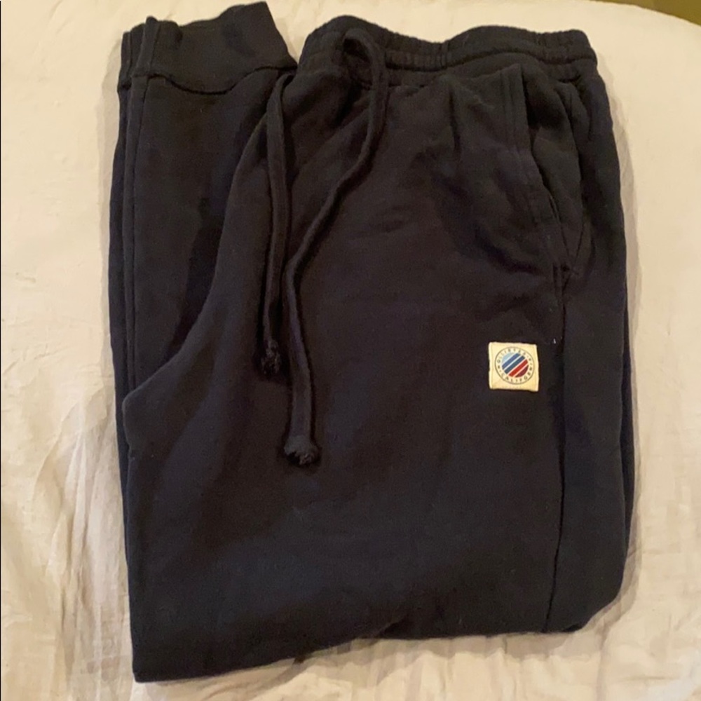Hollister men’s sweatpant joggers